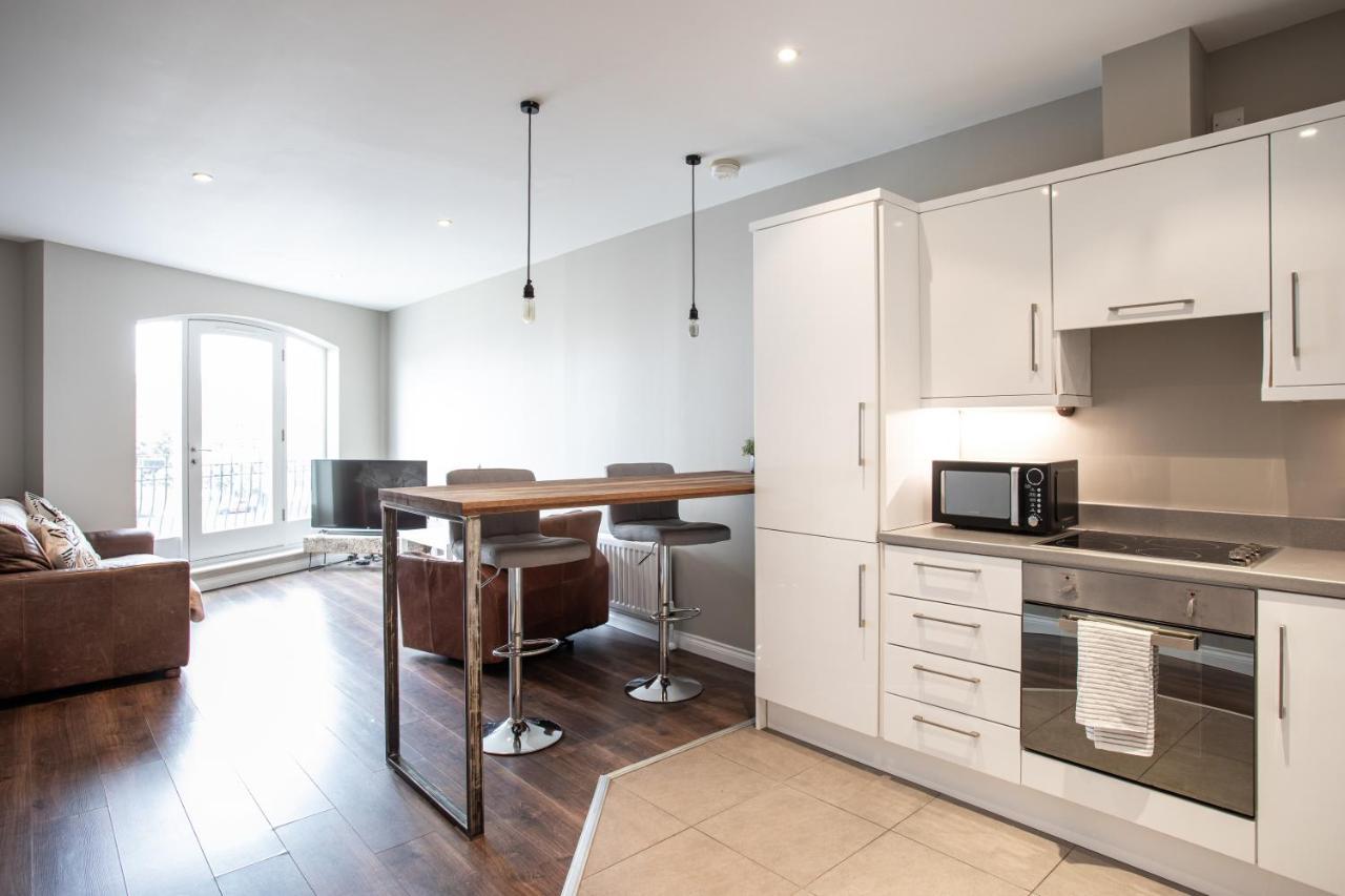 Spacious 2 Bedroom In Cathedral Quarter * Belfast