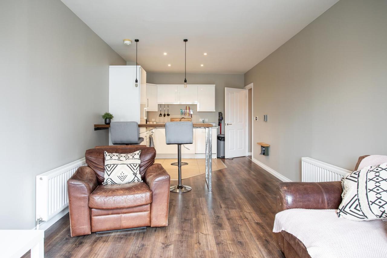 Spacious 2 Bedroom In Cathedral Quarter * Belfast