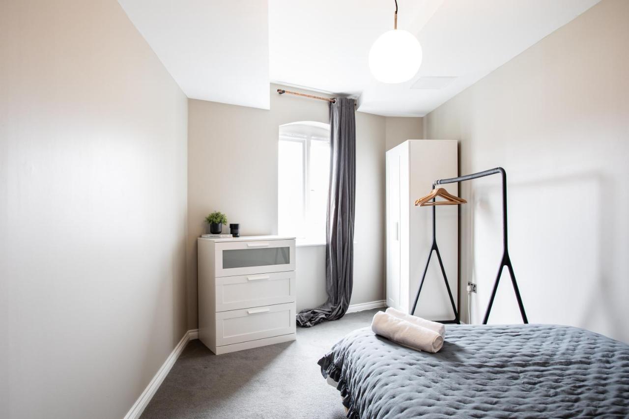 Spacious 2 Bedroom In Cathedral Quarter Belfast