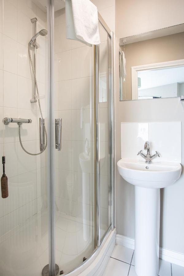 Spacious 2 Bedroom In Cathedral Quarter * Belfast